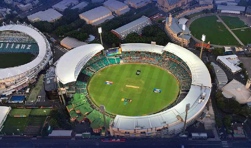 Greenshirts arrive in Sydney for final battle against Australia