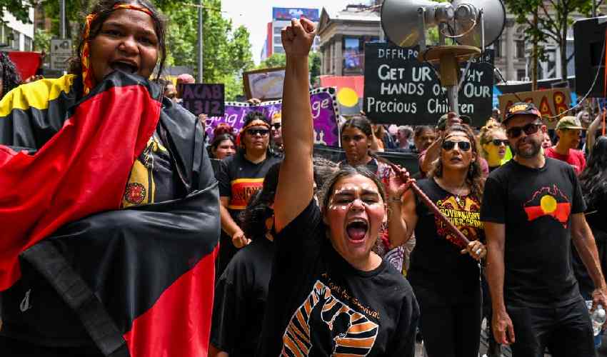 Thousands protest Australia Day holiday with 'Invasion Day' rallies