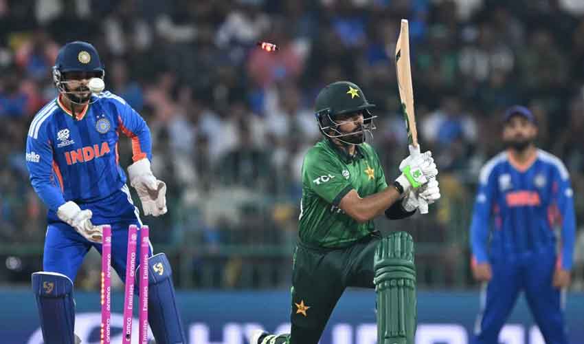 India decimate Pakistan by 61 runs