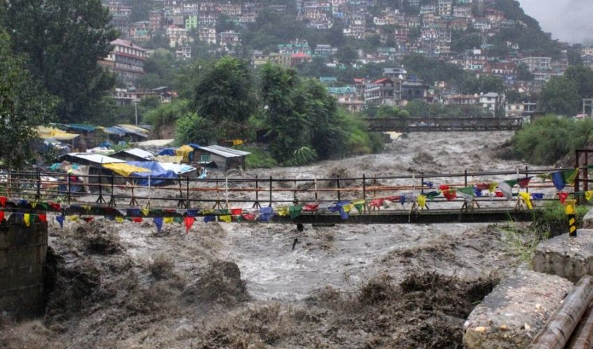 Heavy rains forecast in KP, Punjab on alert