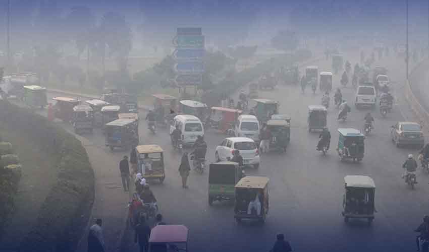 Smog crisis thickens: Lahore retains top spot on global pollution list