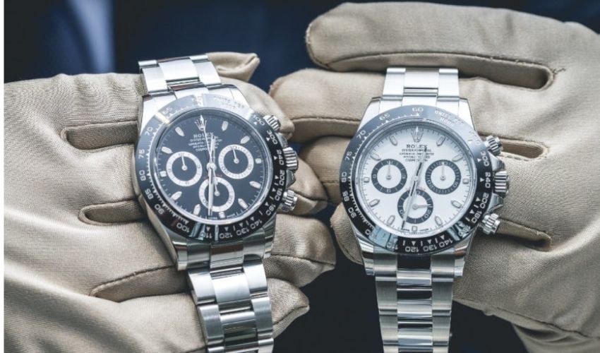 Presidential palace raided to  recover luxury Rolex watches