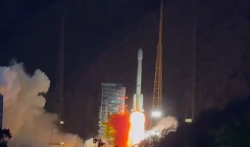 Pakistan launches 2nd communication satellite MM1 from China Satellite  Center