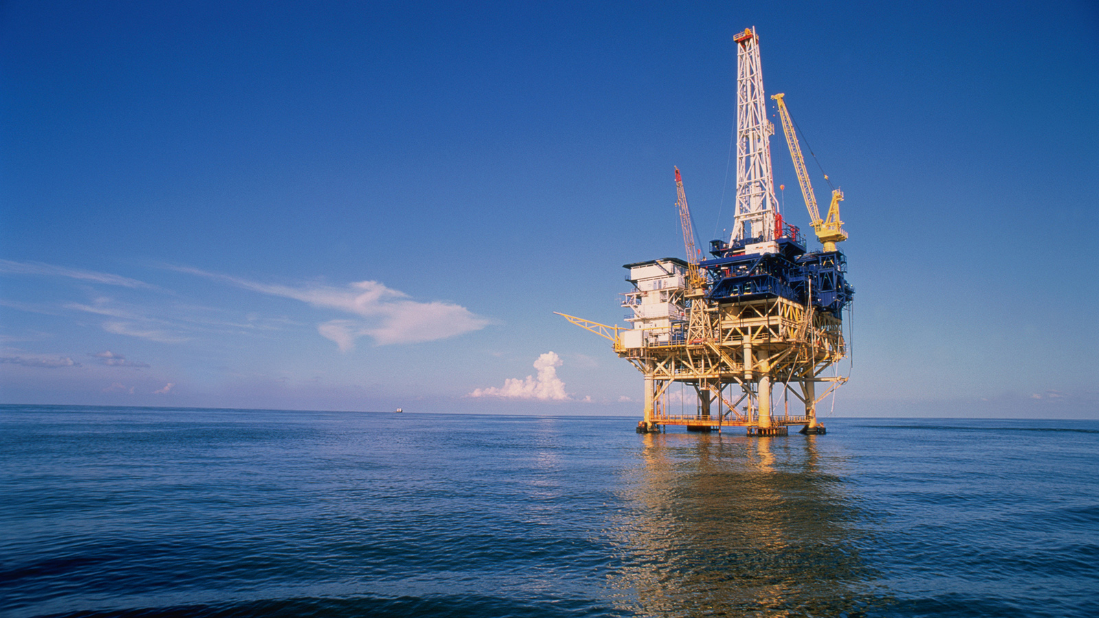 Govt decides to speed up search for offshore oil, gas