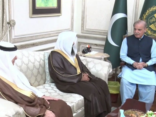 PM Shehbaz welcomes Masjid Nabawi Imam Dr Salah Muhammed Al Badeer