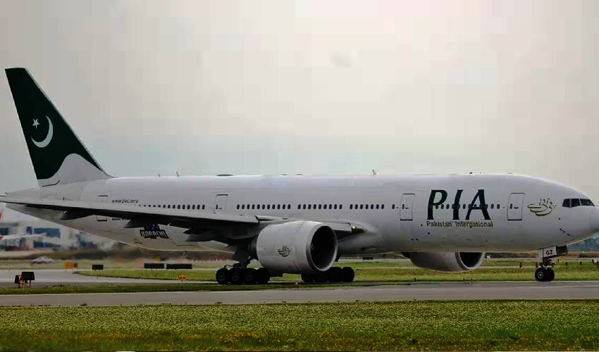 PIA receives beating from private airlines