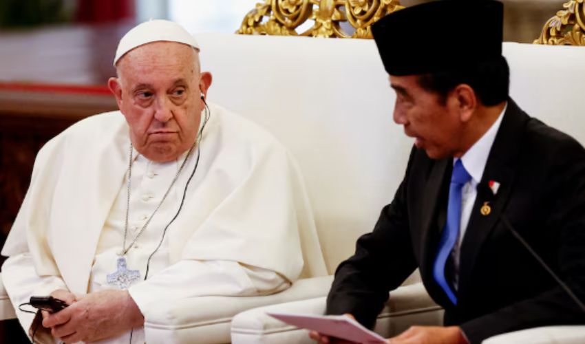 In Muslim majority Indonesia, Pope Francis warns against religious extremism