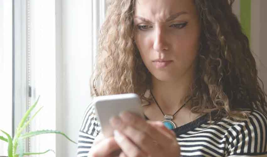 ‘Rage bait’ named Oxford’s word of the year 2025