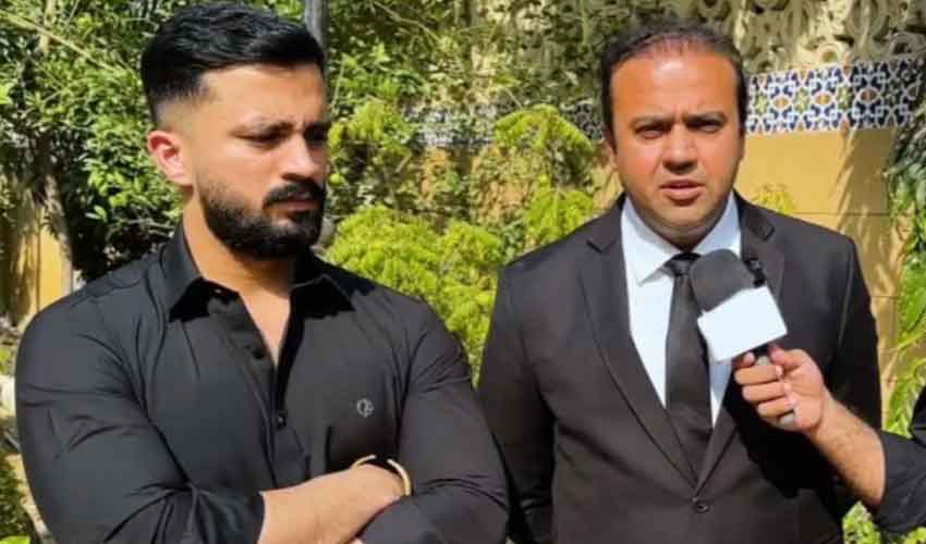Rajab Butt lawyer Mian Ali Ashfaq's license restored