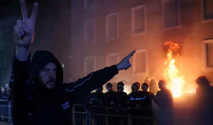 Corruption charges spark protests against Albanian government