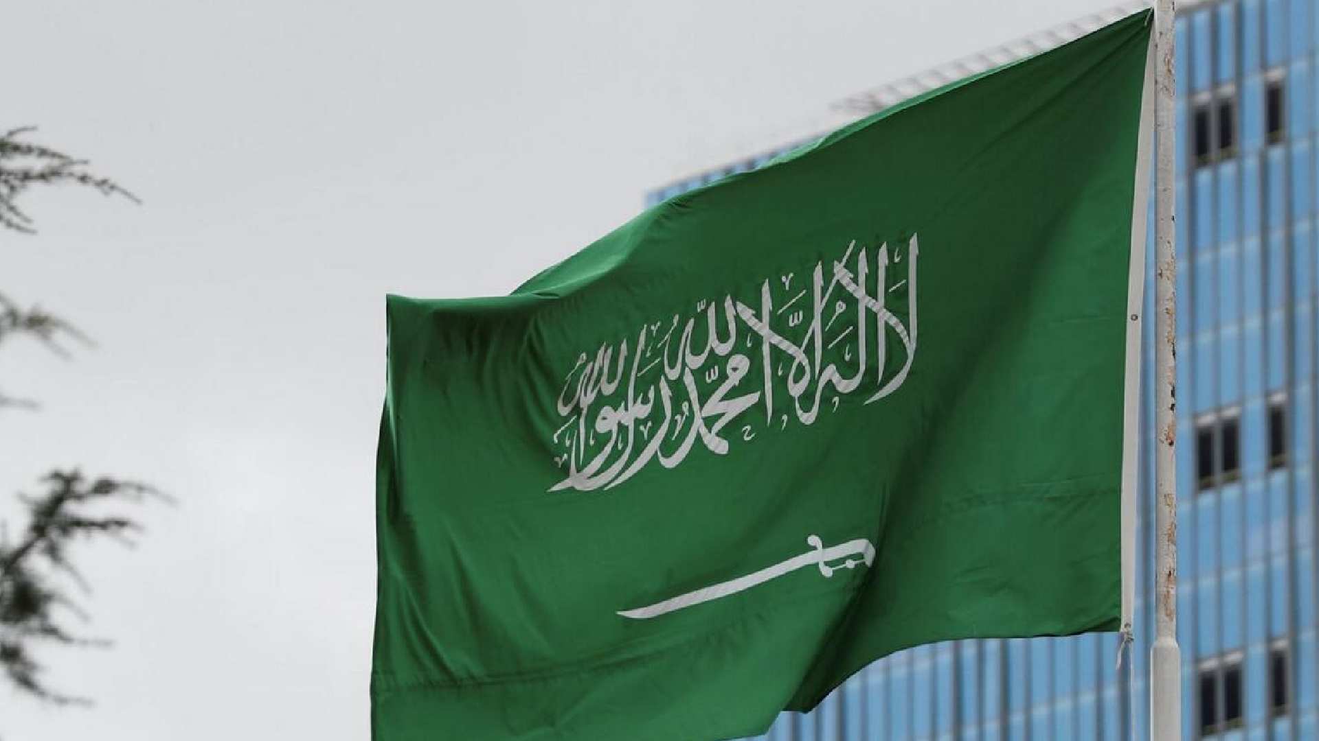 Saudi Arabia revises iqama and visa renewal fees