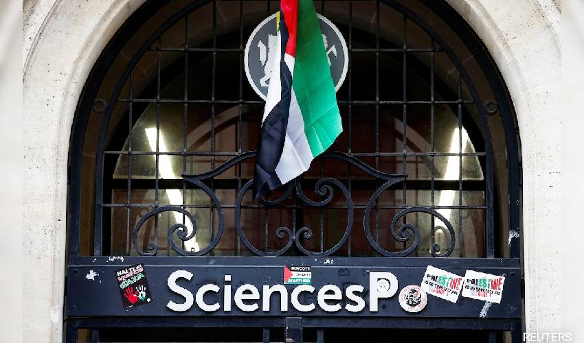 Sciences Po university: Paris police remove pro-Palestinian students occupying building
