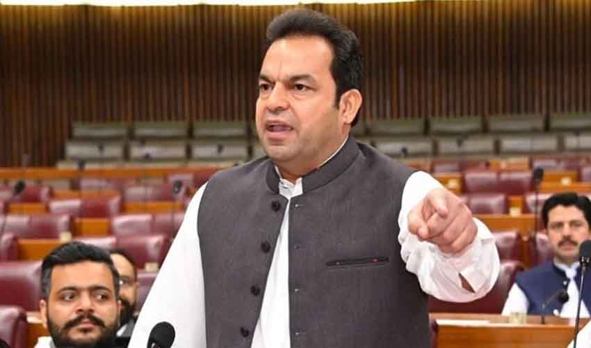 Court stops ECP proceedings in Sohail Sultan disqualification case