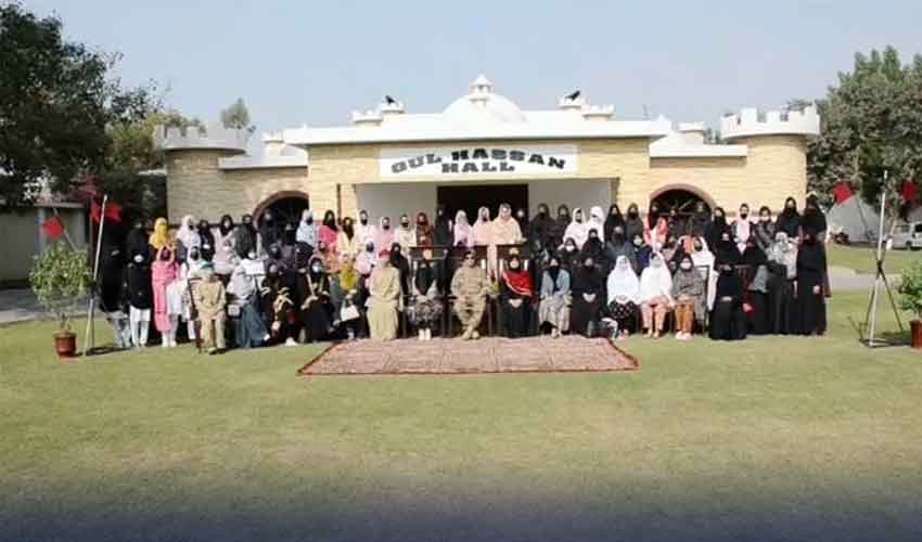 Rajanpur students honour Pak Army