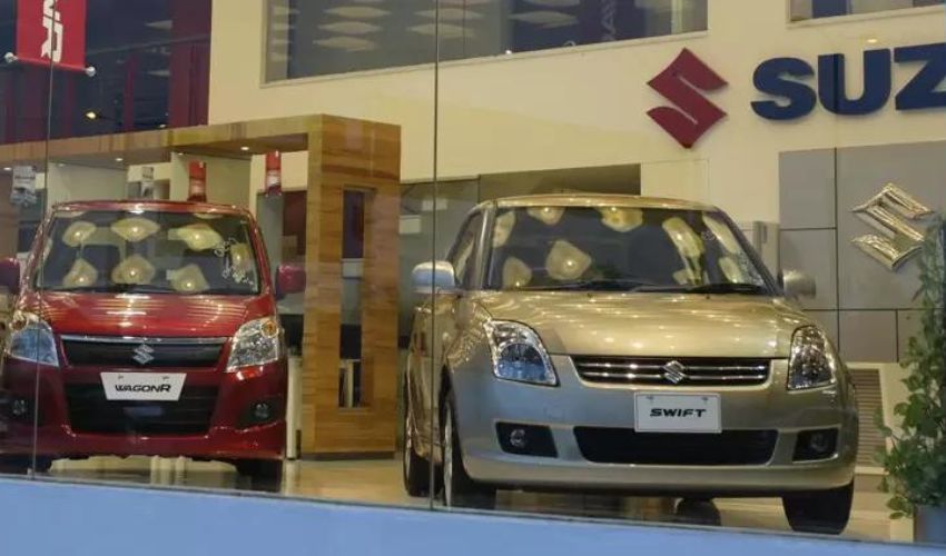 Pak Suzuki slashes car prices by up to Rs 700,000