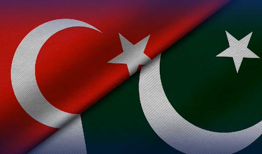 Turkey, Pakistan strengthen economic ties in high level meeting
