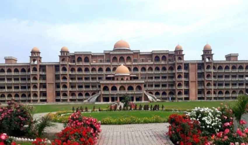 Peshawar university forms committee to probe student modelling at welcome party