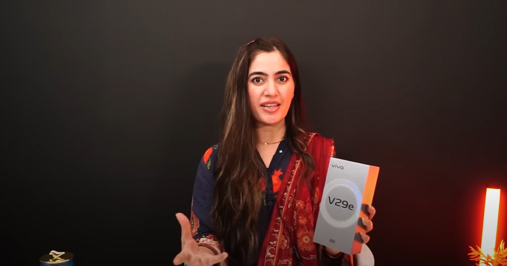 V29e PhoneWorld V29e PhoneWorld